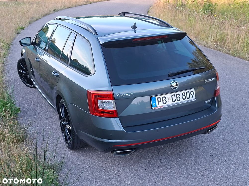 Skoda Octavia 2.0 TDI DSG RS - 13