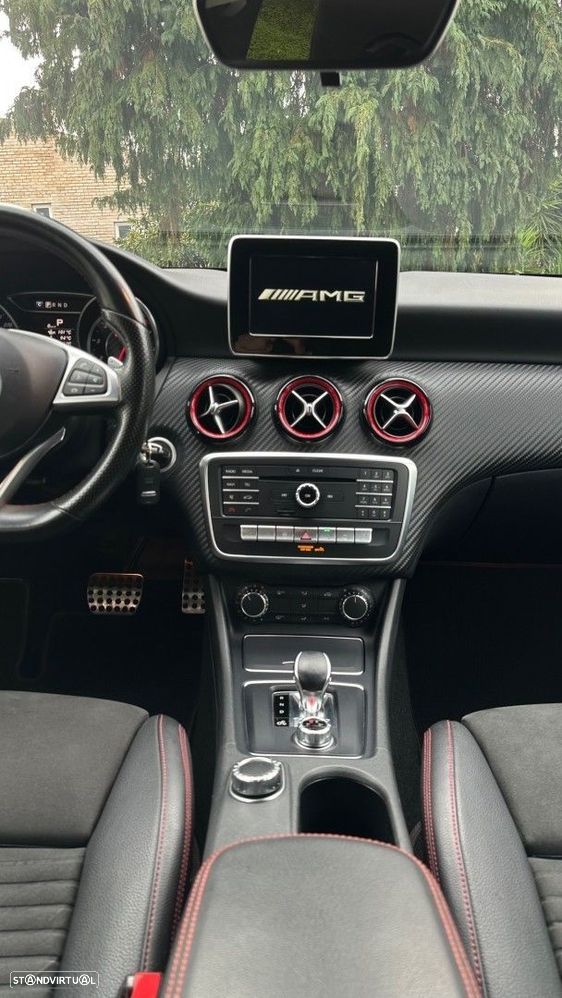 Mercedes-Benz A 45 AMG 4Matic Speedshift 7G-DCT - 17