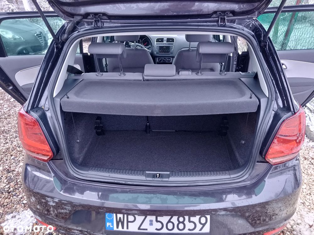 Volkswagen Polo 1.4 TDI Blue Motion Technology Lounge - 12