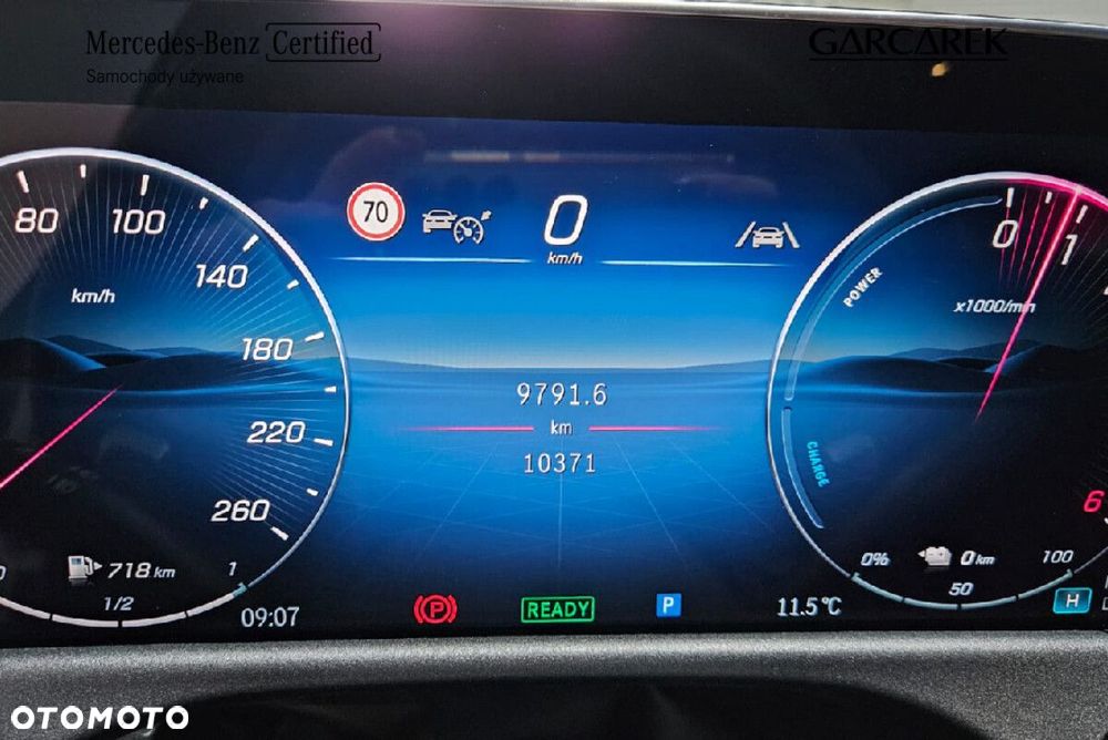 Mercedes-Benz Klasa E - 28