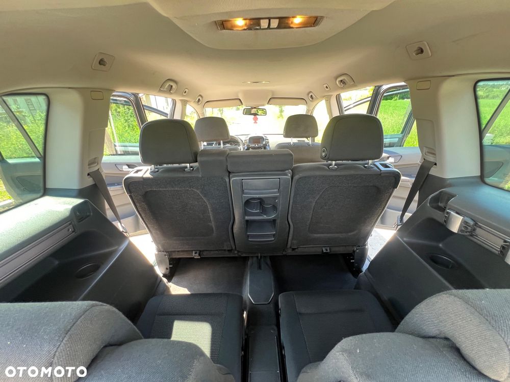 Opel Zafira - 16