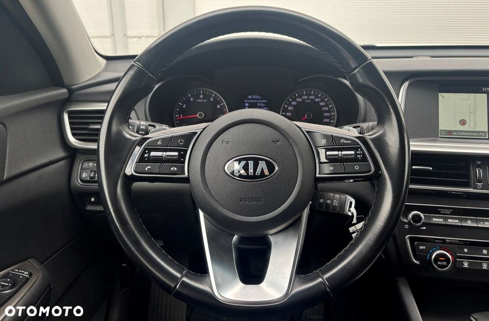Kia Optima - 14