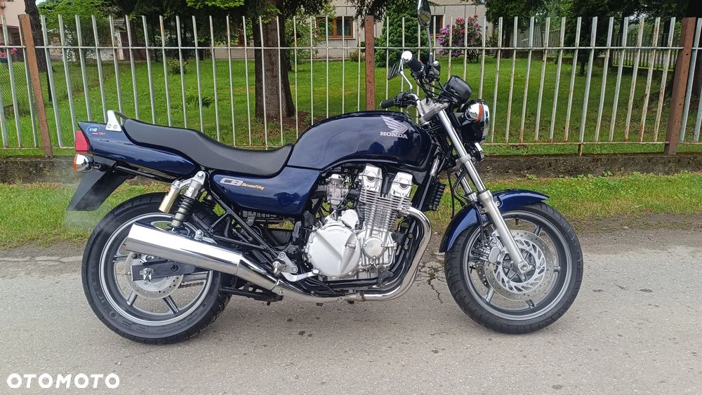 Honda CB - 10