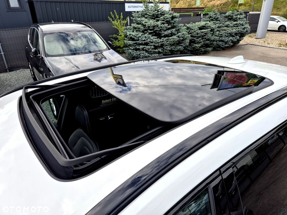 Volvo XC 60 T8 AWD Recharge Plus Dark - 19