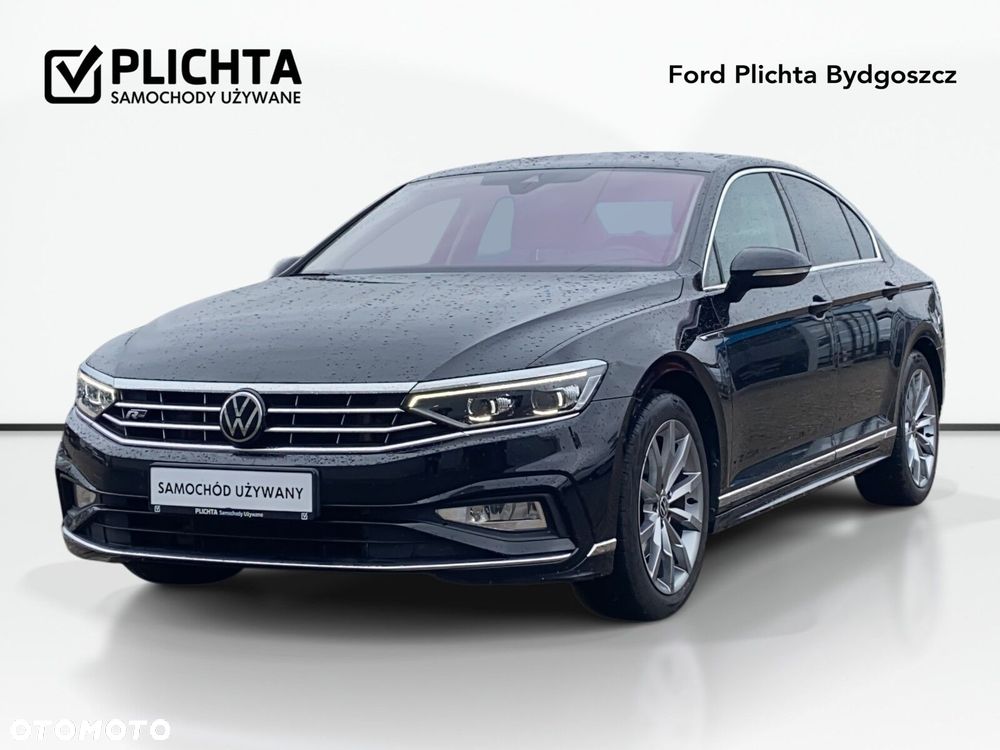 Volkswagen Passat - 1