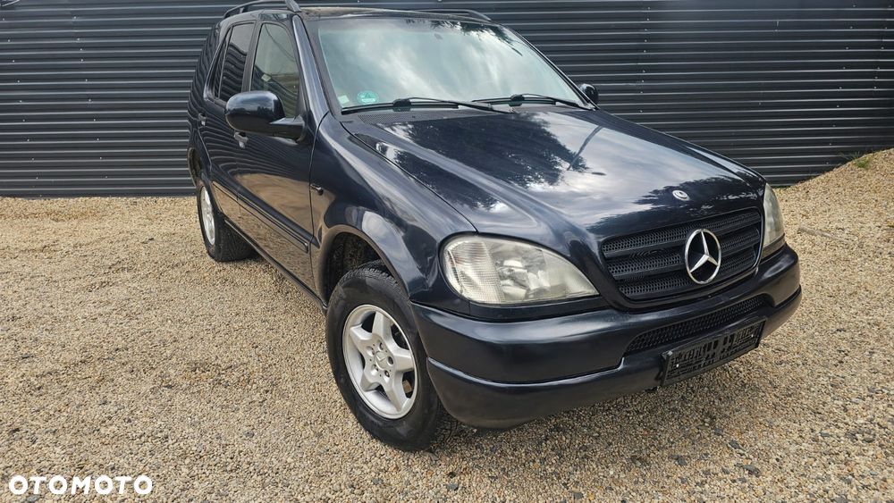 Mercedes-Benz ML - 4