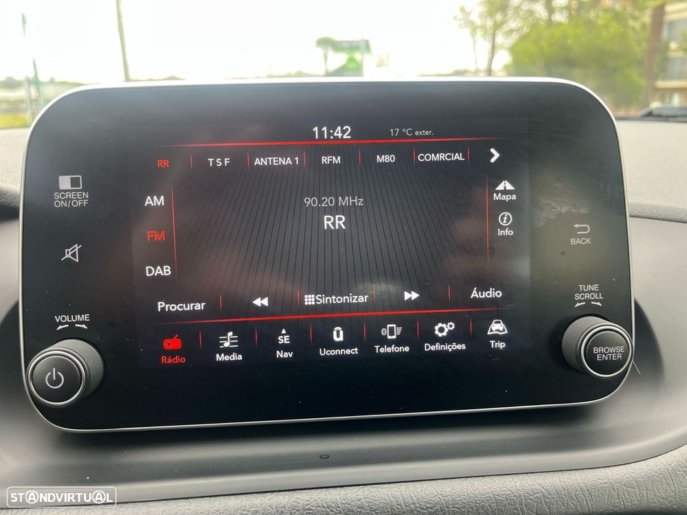 Fiat Tipo Station Wagon 1.3 M-Jet Lounge - 46