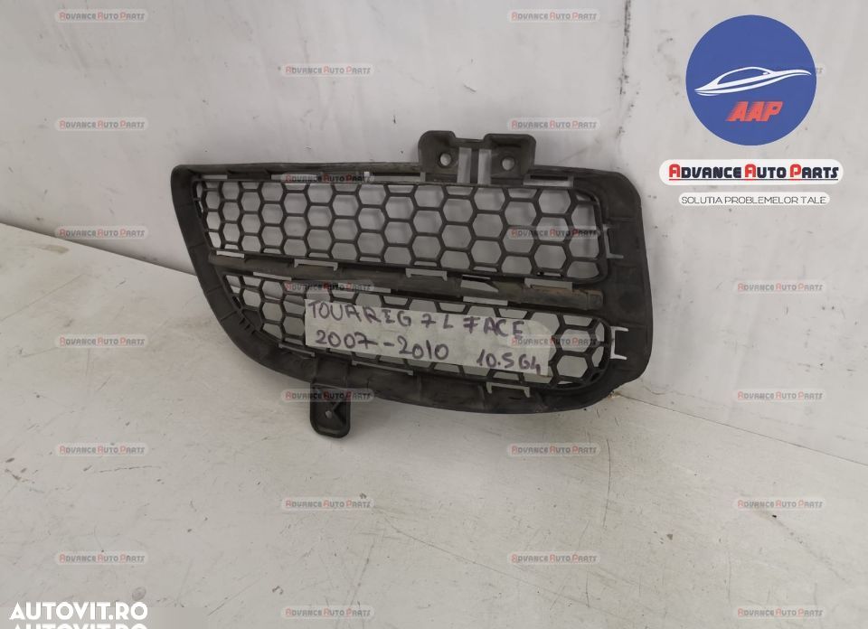 Grila Proiector Dreapta originala Volkswagen VW  Touareg  generatia 1 - 4