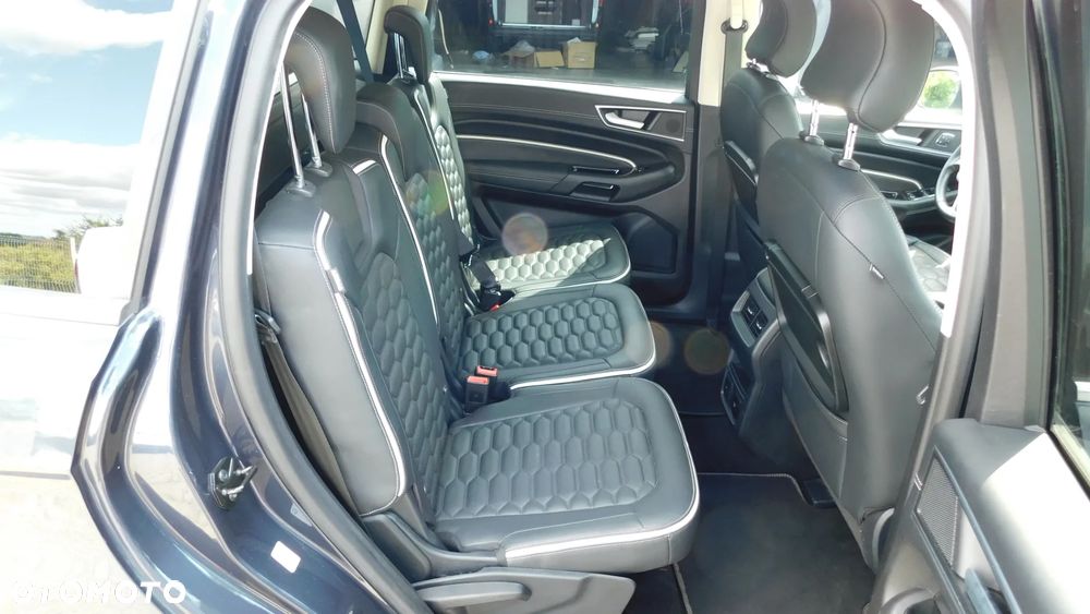 Ford S-Max 2.0 EcoBlue Titanium - 34