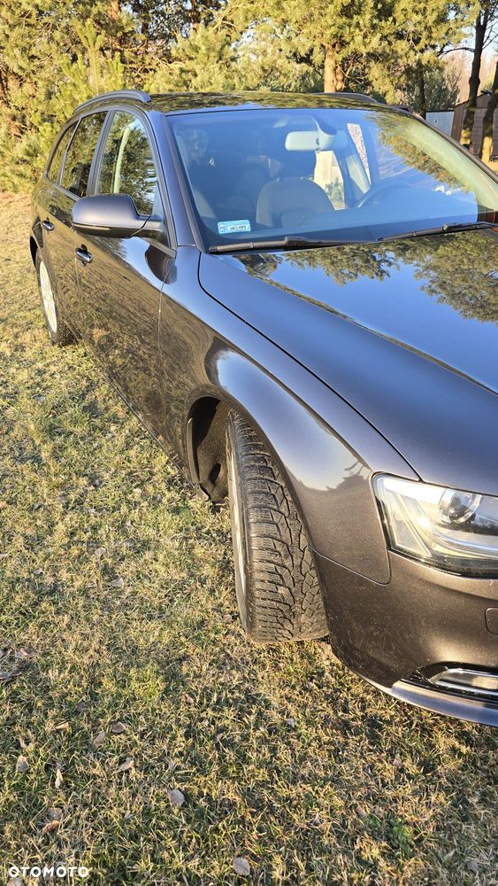 Audi A4 Avant 2.0 TDI ultra - 9