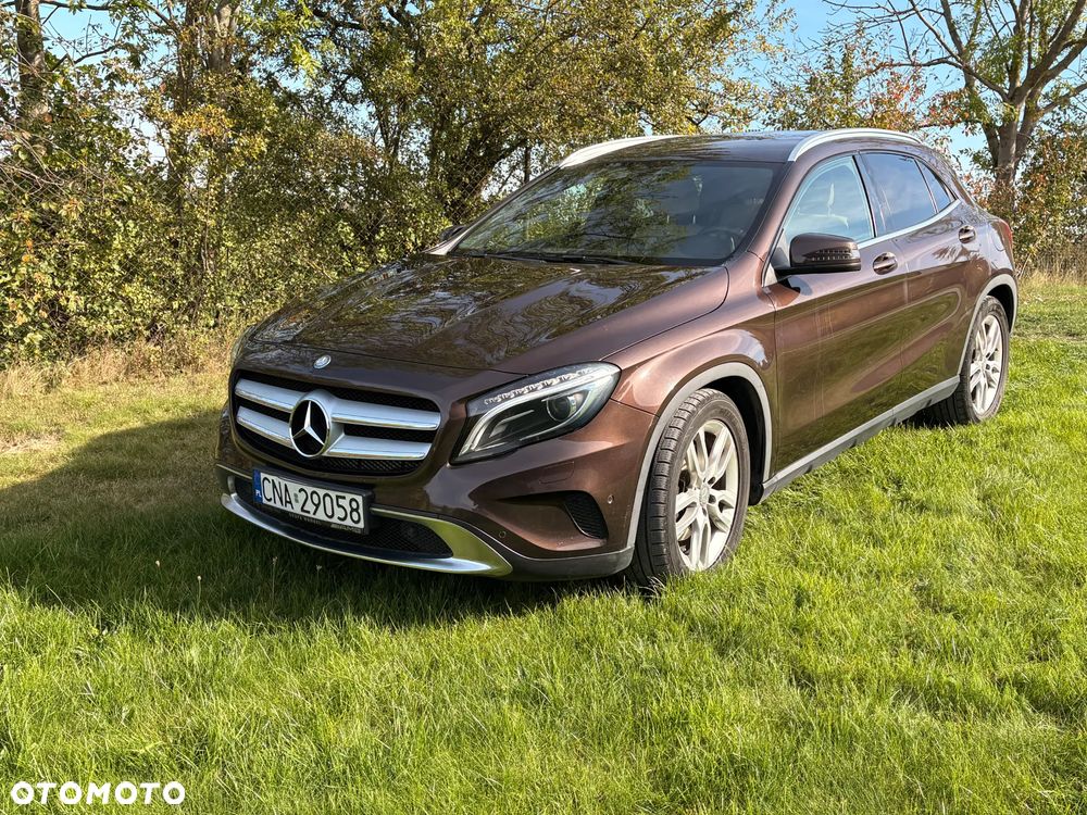 Mercedes-Benz GLA - 1