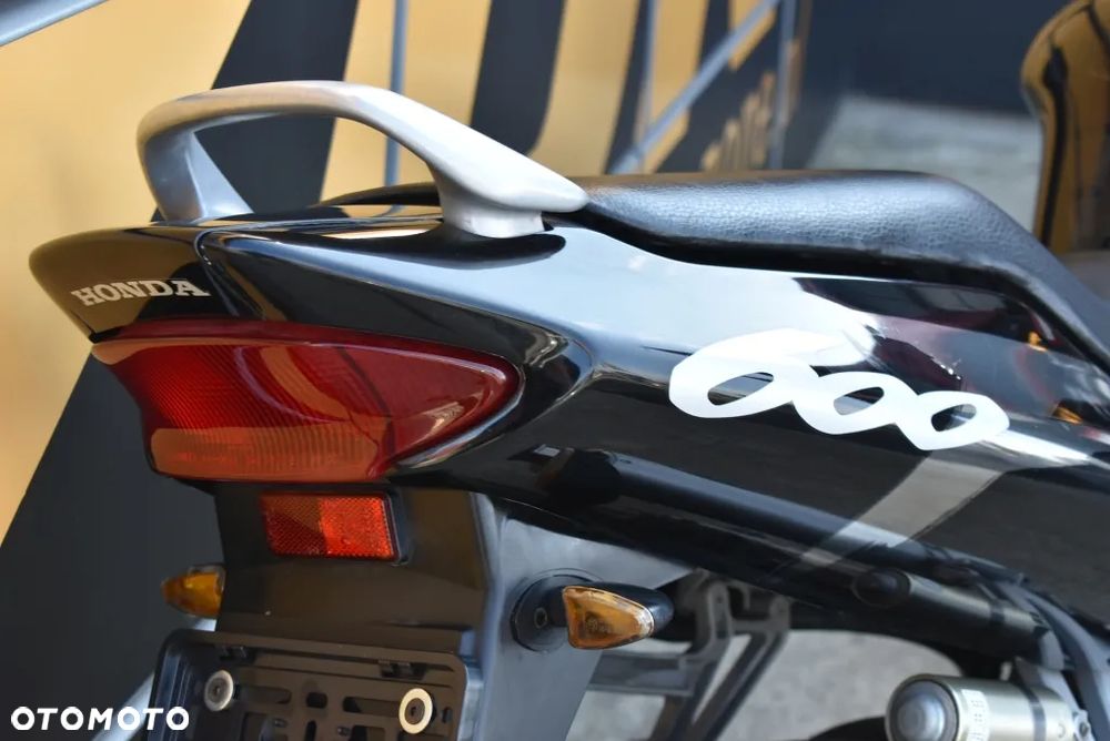 Honda CBR - 32