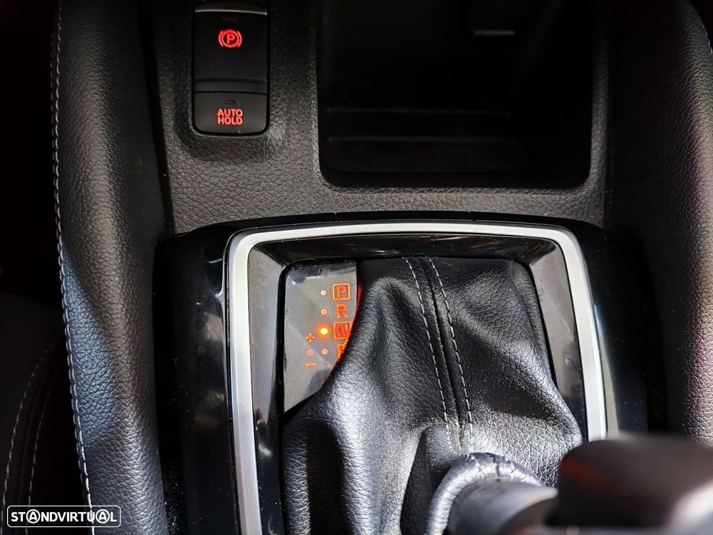 Nissan Qashqai 1.5 dCi N-Style DCT - 27