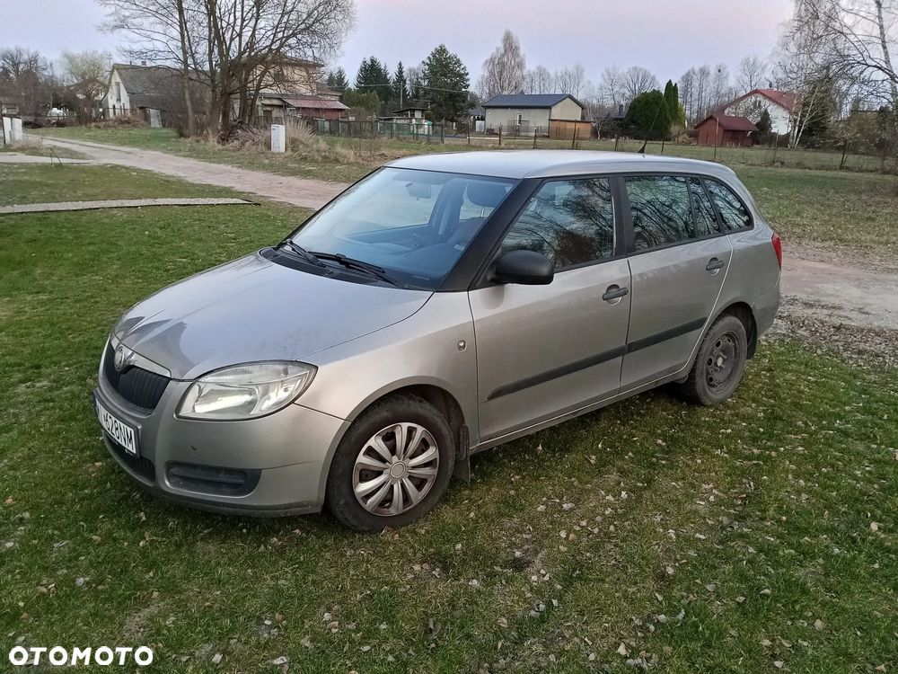 Skoda Fabia 1.4 16V Ambiente - 2