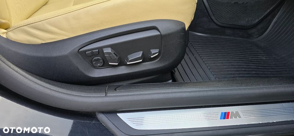 BMW Seria 7 730d Edition Exclusive - 28