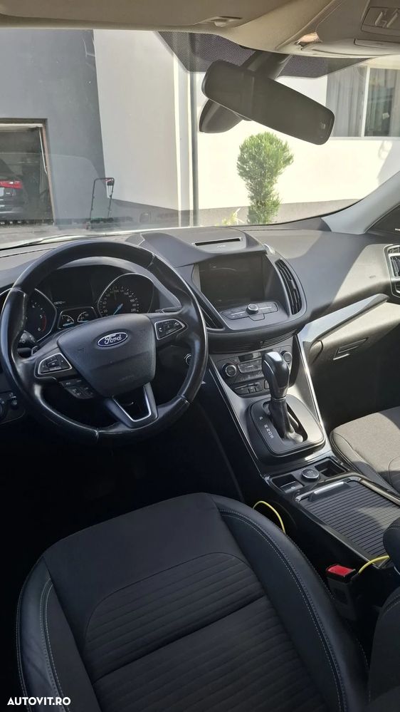 Ford Kuga 2.0 TDCi 4WD Powershift Titanium - 10