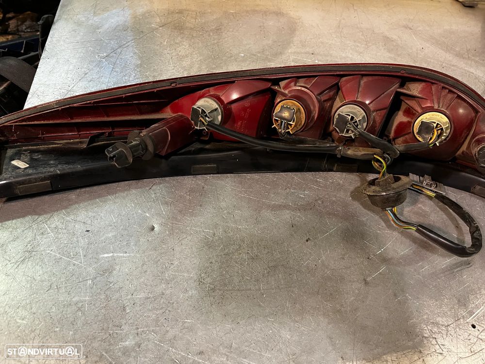 FAROLIM FORD MONDEO MK3 III TURNIER SW - 00-06 - ESQUERDO - 3