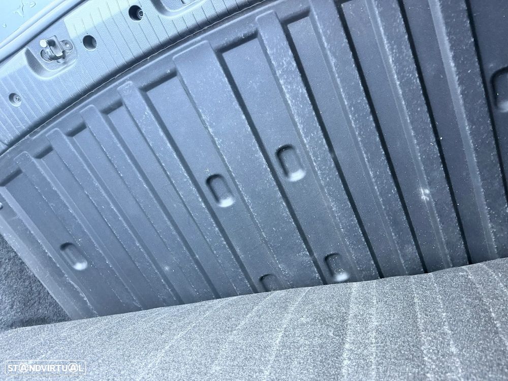 VW Caddy 25 2.0 TDI DSG - 17