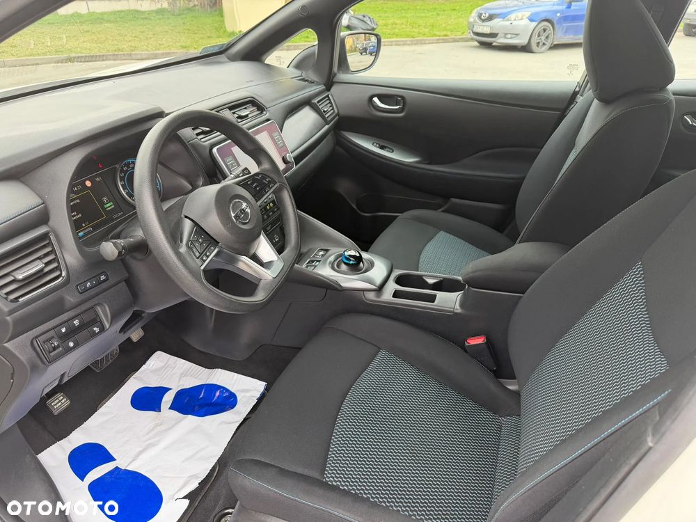 Nissan Leaf 40kWh Visia - 16