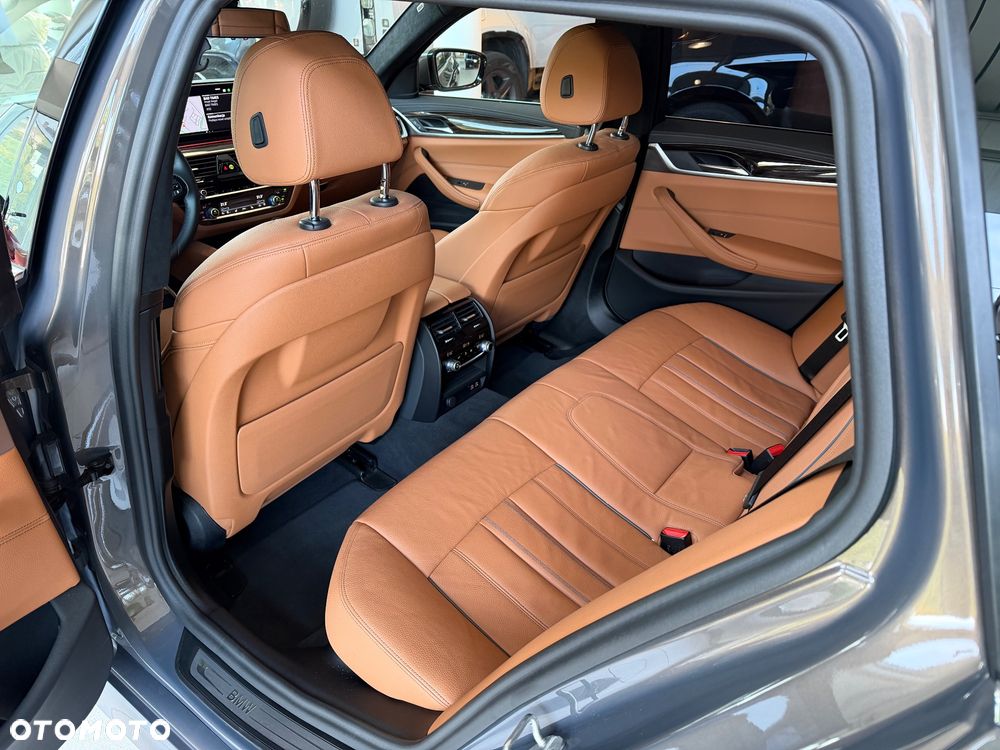 BMW Seria 5 520d MHEV Luxury Line sport - 34
