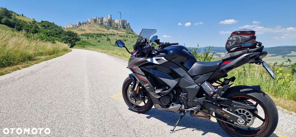 Kawasaki Ninja 1000 SX - 9