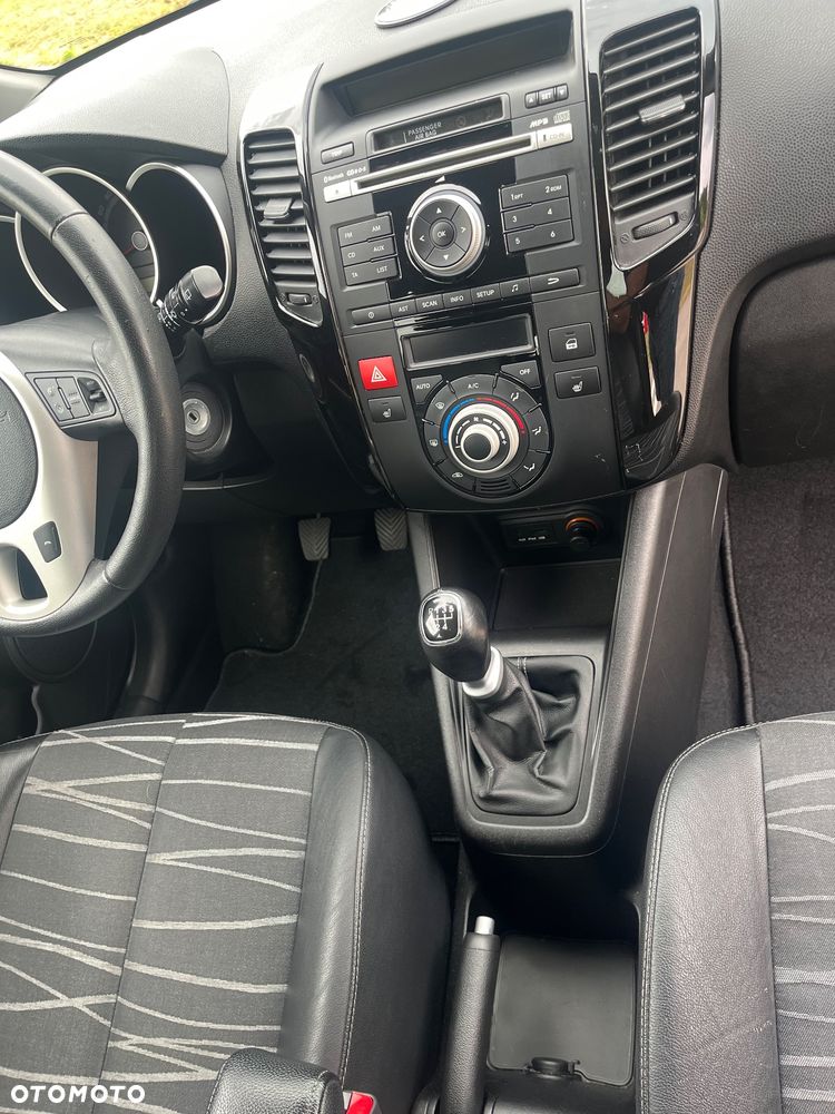Kia Venga 1.6 CVVT Mind - 16