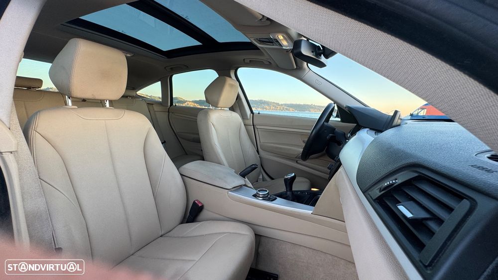 BMW 318 d Sport Line - 16