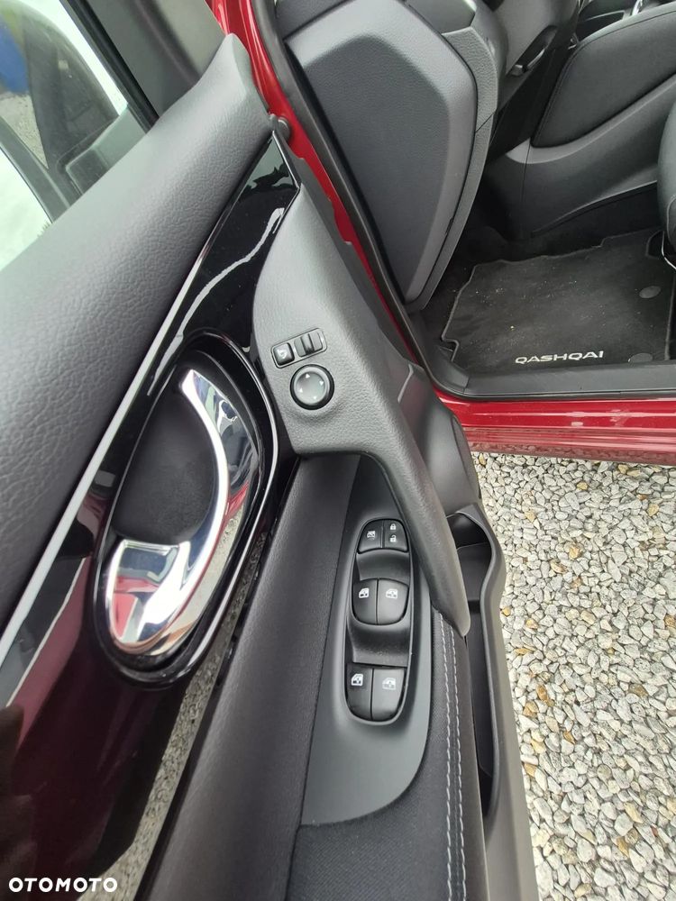 Nissan Qashqai - 32