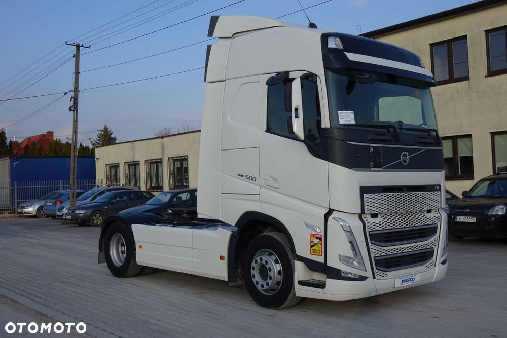 Volvo FH 500 GLOBETROTTER / I-SAVE / STANDARD / AUTOMAT / EURO 6 / KLIMATYZACJA POSTOJOWA / LODÓWKA / LED / NAVI / 2 ZBIORNIKI - 3