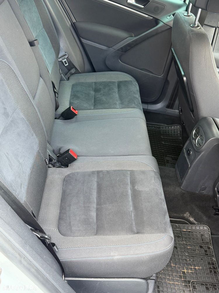Volkswagen Tiguan 2.0 TDI 4Motion DSG Sport & Style - 12