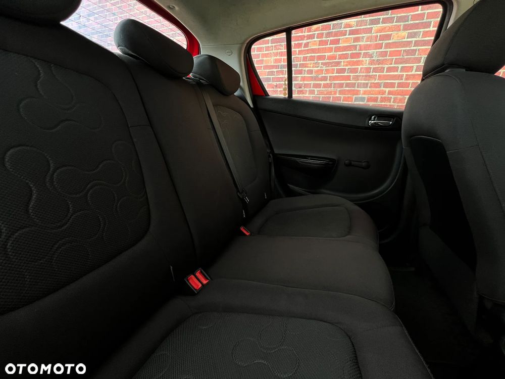 Hyundai i20 - 19