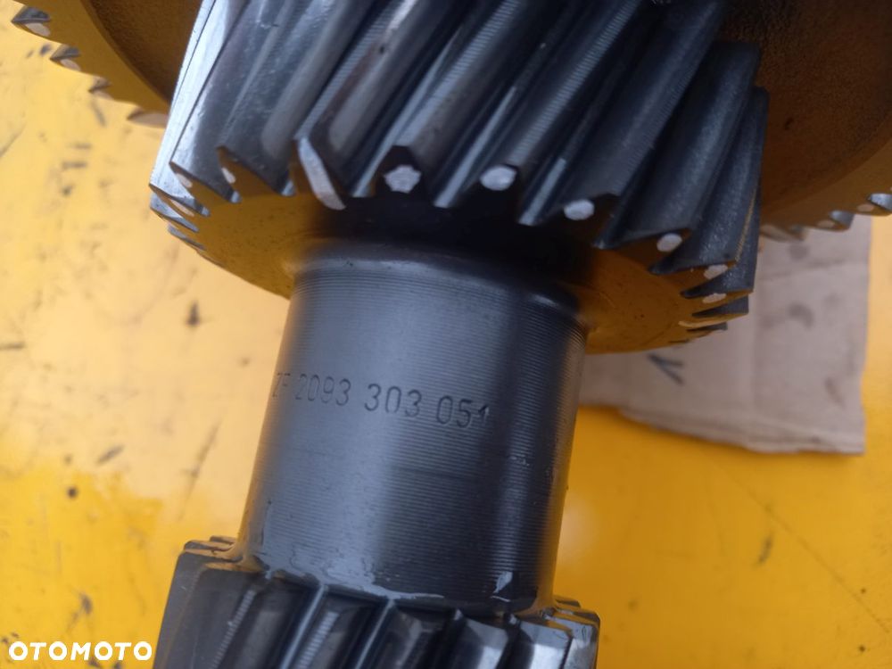 Wałek pośredni skrzyni biegów Deutz Fahr Agrotron 180.7 Profiline - 3