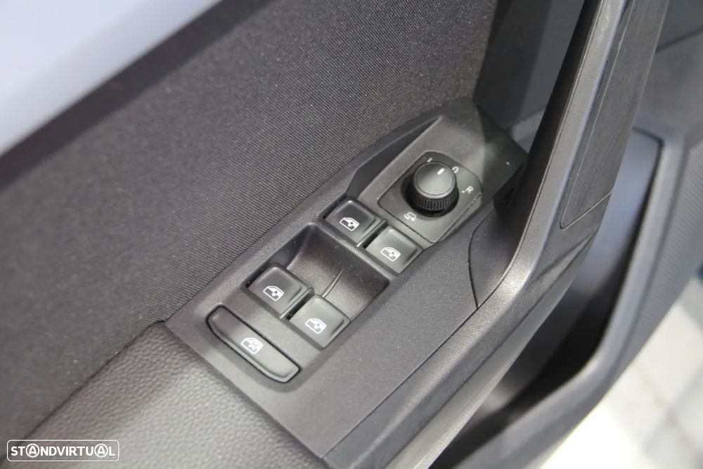 SEAT Ibiza 1.0 TSI FR - 6