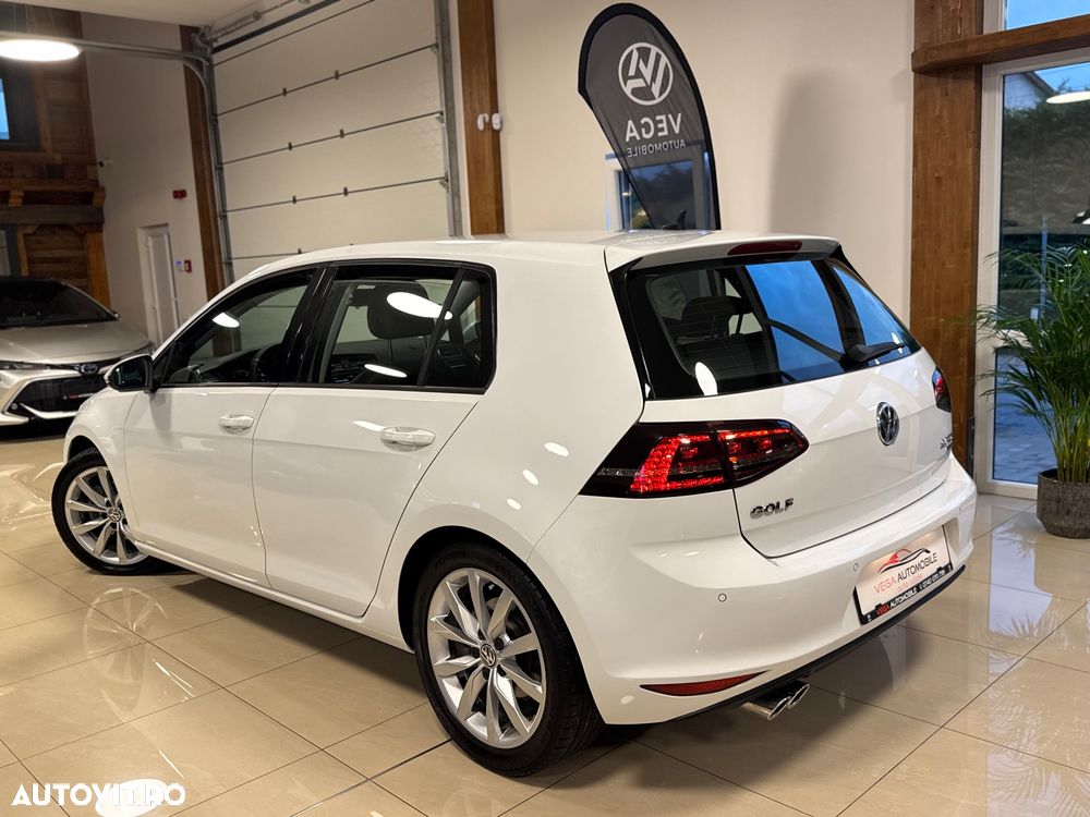 Volkswagen Golf 2.0 TDI DPF BlueMotion Technology Style - 5