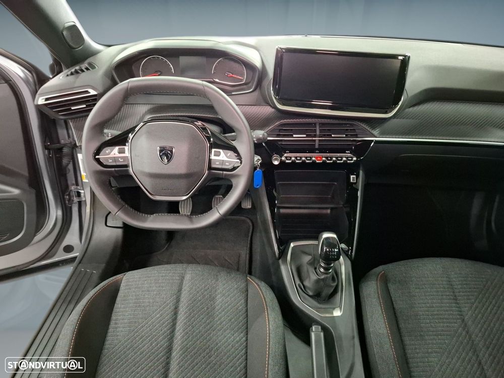 Peugeot 2008 1.2 PureTech Style - 13