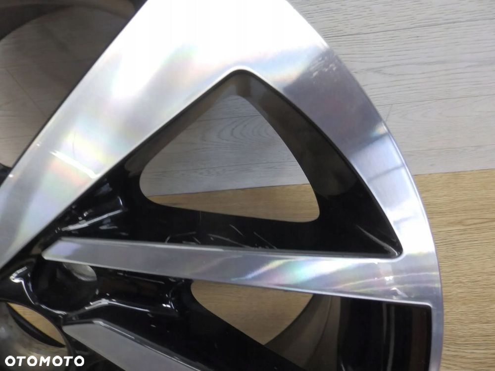 Felga VW Caddy 2K5 6Jx16H2 Et50 5x112 2K5601025R - 5