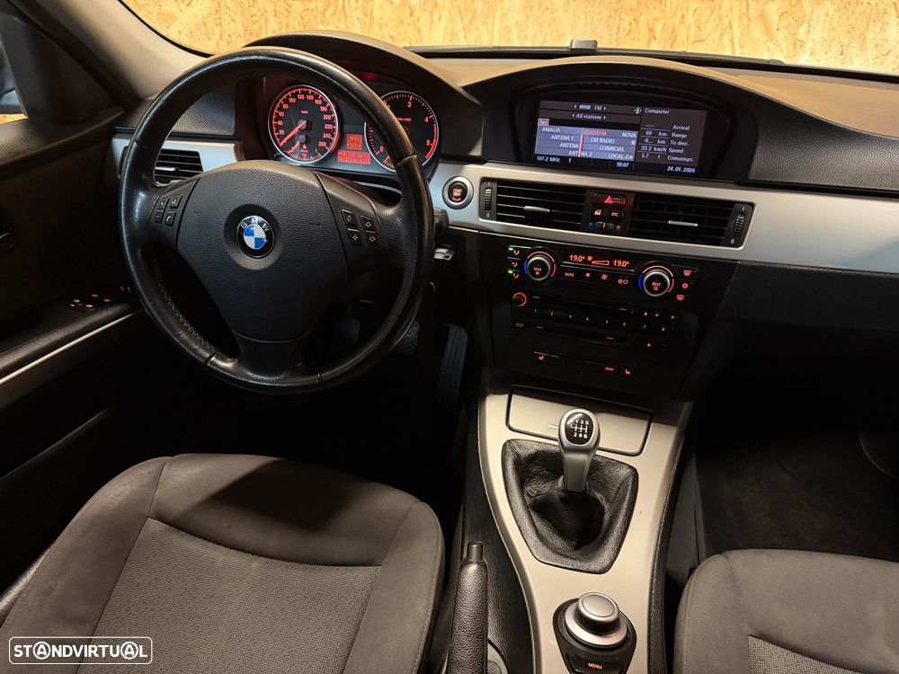 BMW 320 d Navigation - 15