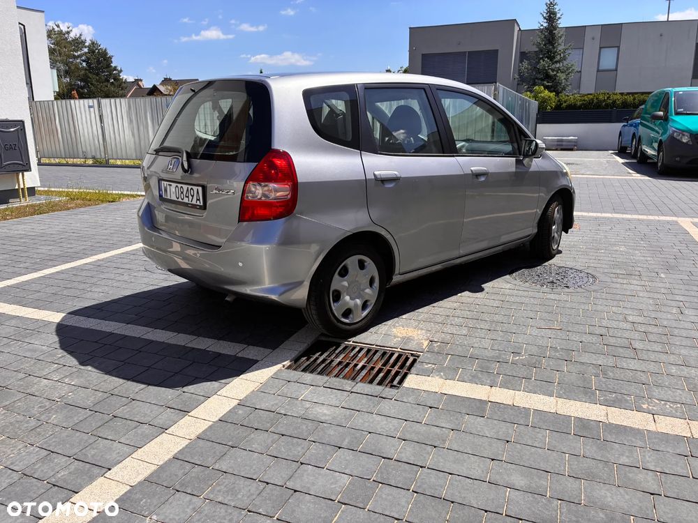 Honda Jazz 1.4 CVT ES - 4