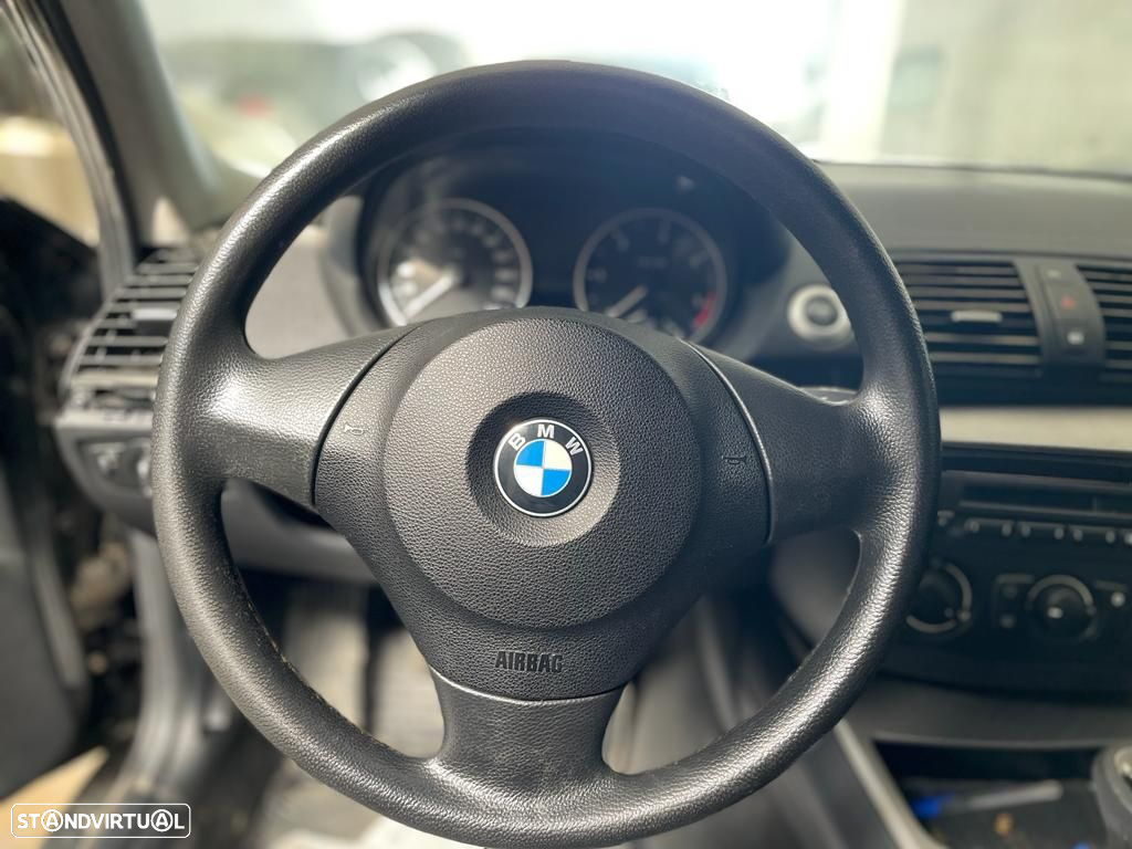 Bmw serie 1 ano 2006 para peças - 9