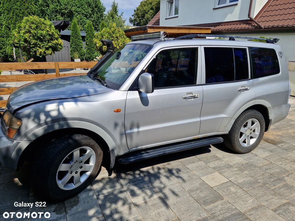 Mitsubishi Pajero - 4