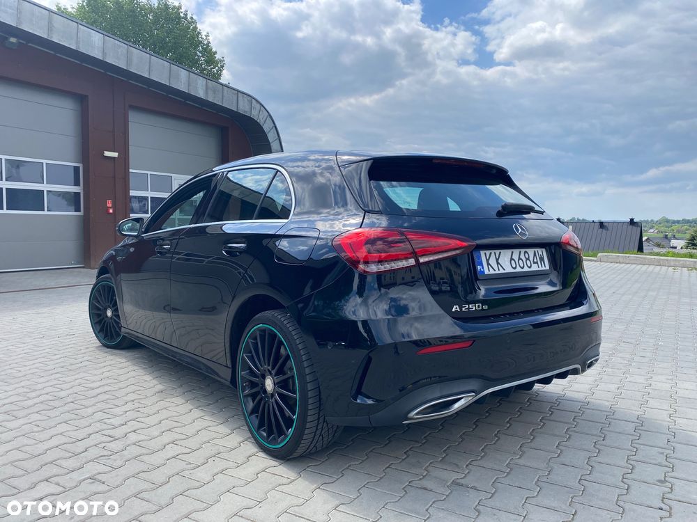 Mercedes-Benz Klasa A 250 e PHEV AMG Line 8G-DCT - 9