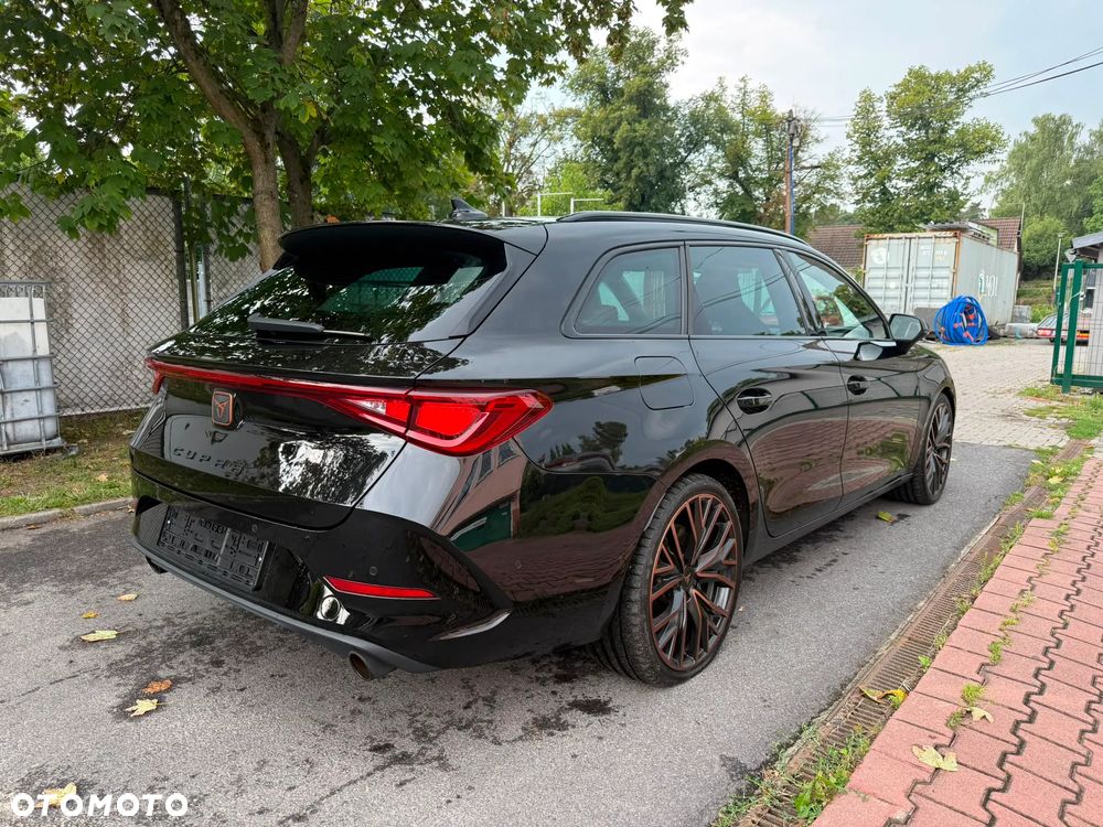 Cupra Leon 2.0 TSI DSG VZ - 3