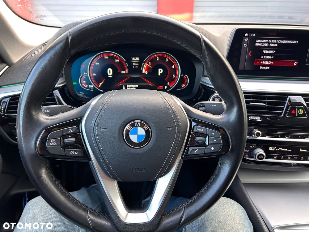BMW Seria 5 520d Efficient Dynamics Edition Luxury Line - 23