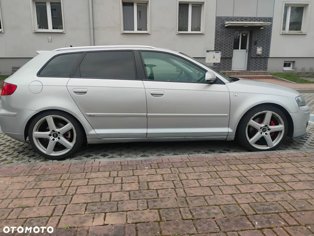 Audi A3 Sportback - 4