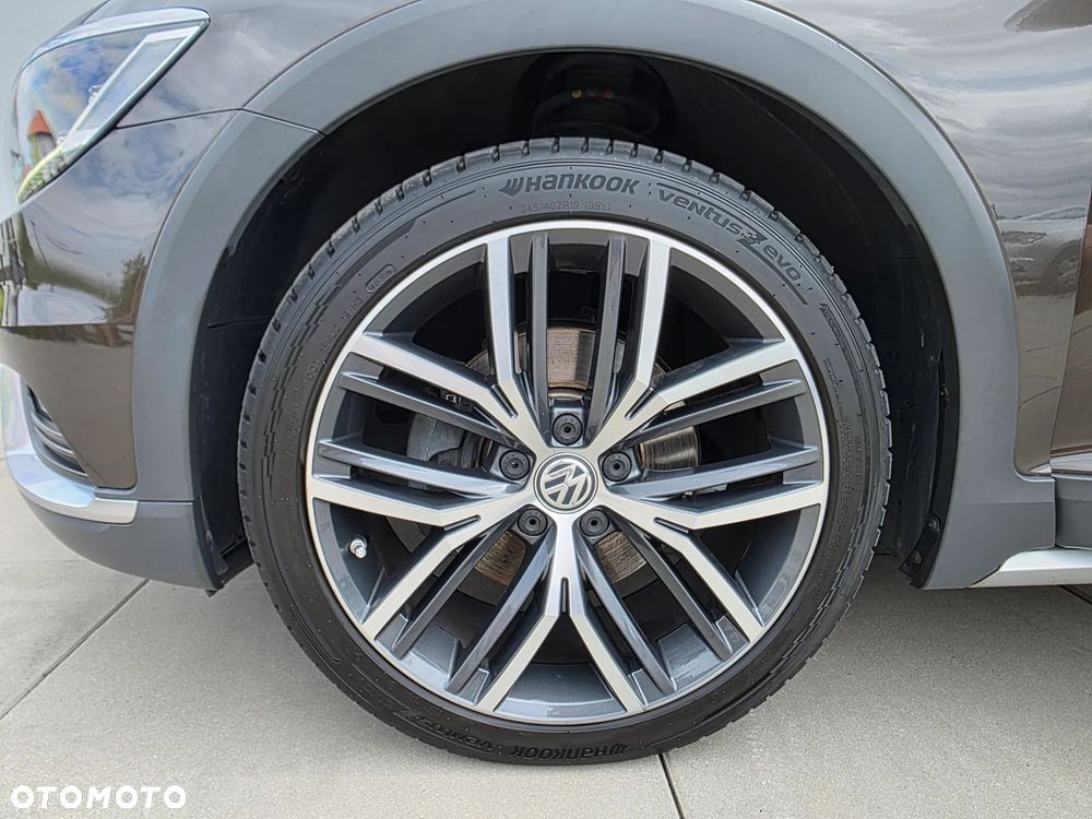 Volkswagen Passat 2.0 TDI BMT 4Mot Highline DSG - 34