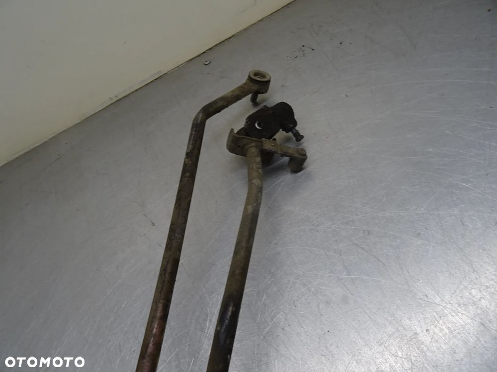 VW PASSAT B5 LIFT KOMBI 1.9 TDI LEWAREK WYBIERAK BIEGÓW - 6