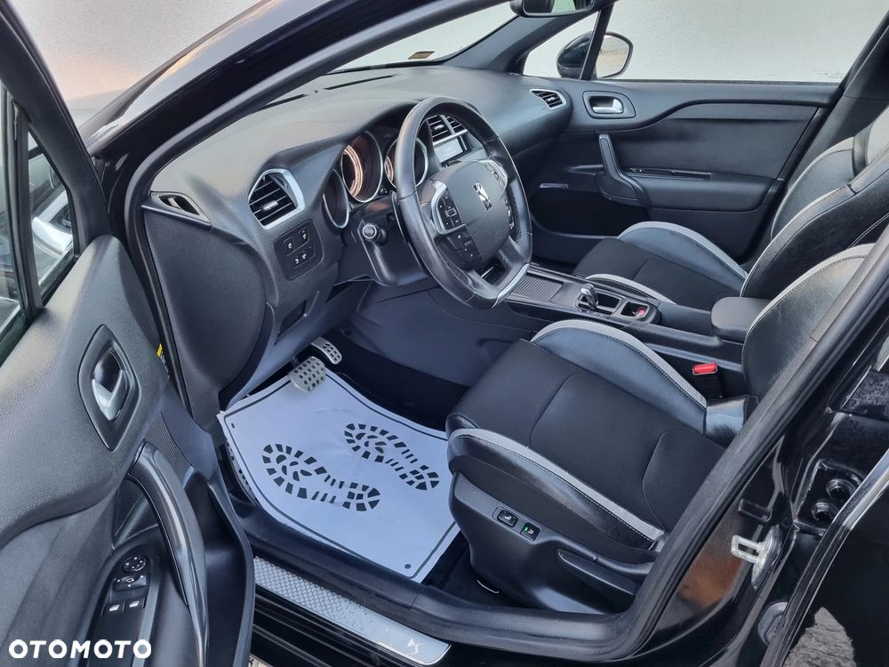 Citroën DS4 1.6 e-HDi SoChic MCP - 7
