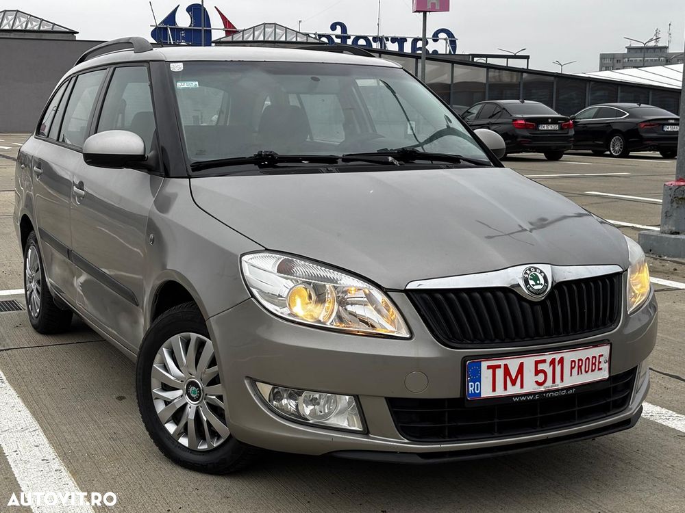 Skoda Fabia 1.2 HTP Ambiente - 2