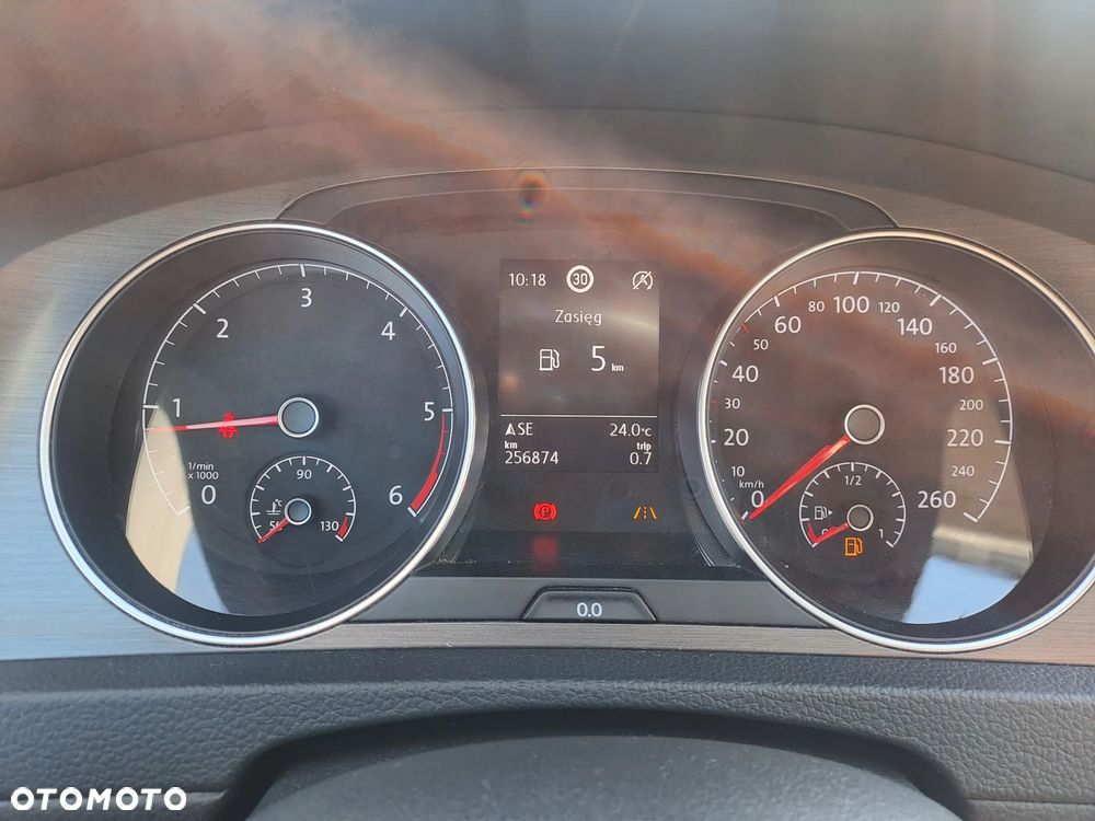 Volkswagen Golf 1.6 TDI Trendline - 17