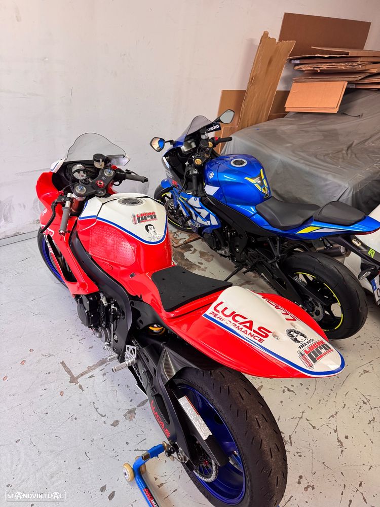 Suzuki GSX-R - 3